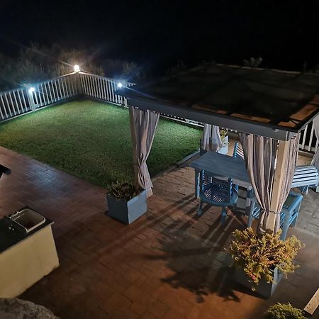 Nel Verde Del Villaggio - Casetta Celeste Gonnesa Exterior photo